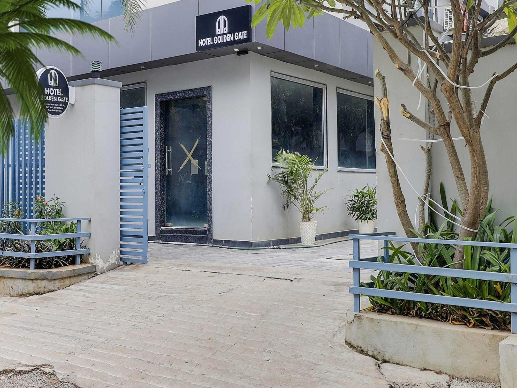 Hotel Collection O Golden Gate Hyderabad Exterior foto
